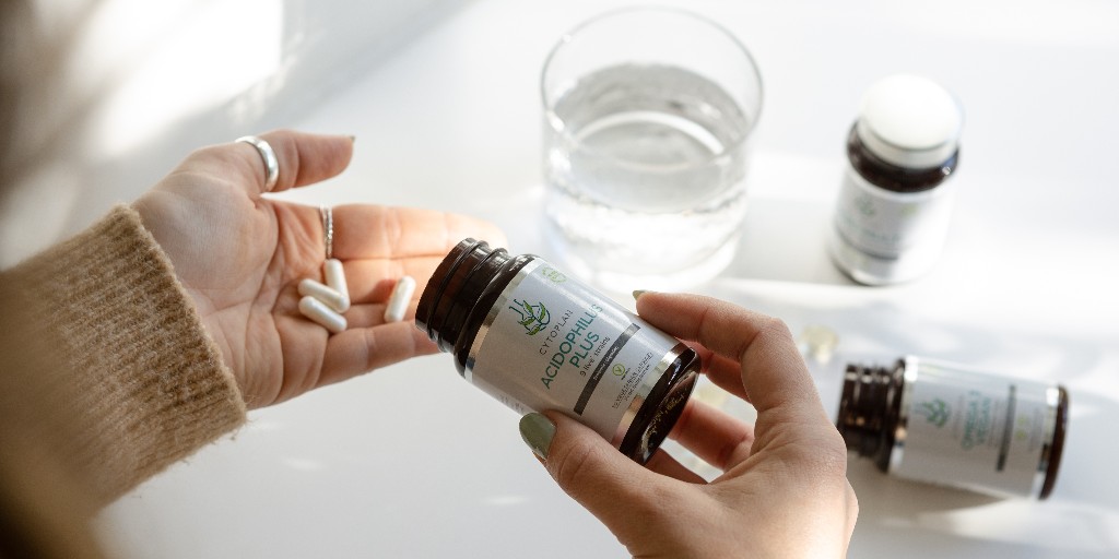 Just like our fingerprints, everyone's microbiome is totally unique. 

If out of balance we may feel bloated, sluggish or low on energy. A probiotic can help promote growth of good bacteria which supports healthy digestion &amp; nutrient absorption: bit.ly/3KzKGHH