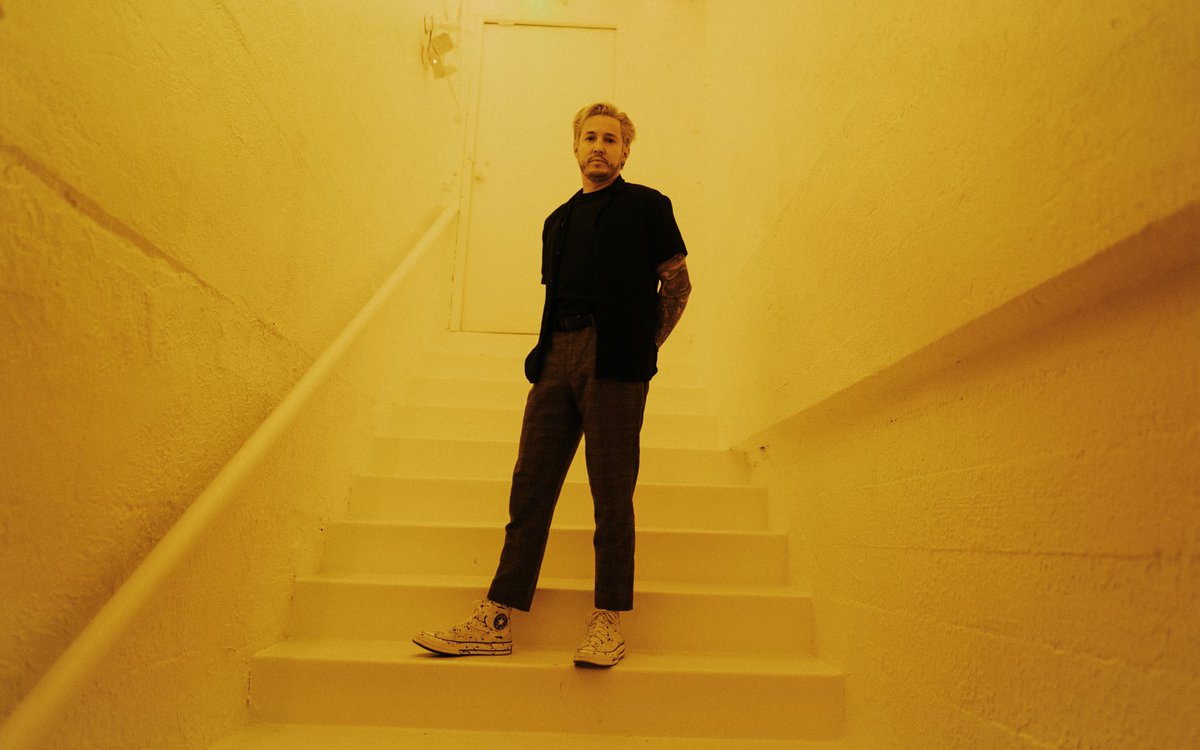 Wish a happy birthday to <a href="/tellesmith/">T E L L E</a> 

Present: orcd.co/hardreset

photos by <a href="/WorkByWolfe/">w</a>