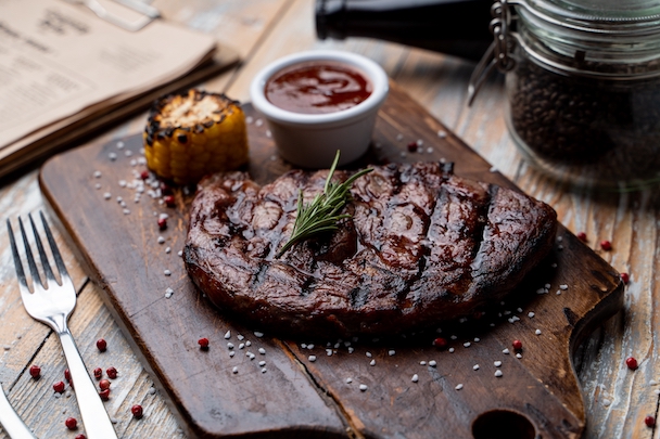 7LobosRanch's tweet photo. When you stay at our lodge you get to enjoy delicious meals in style! Let us fuel your hunting adventure with us by calling 940-208-3964. https://t.co/RGhSHSheHT

#7LobosRanch #TeamBuilding #Hunting #Resort #Corporate #Events #EastTexas #ExoticAnimals #Adventure #Lodge https://t.co/X11aeybxBB