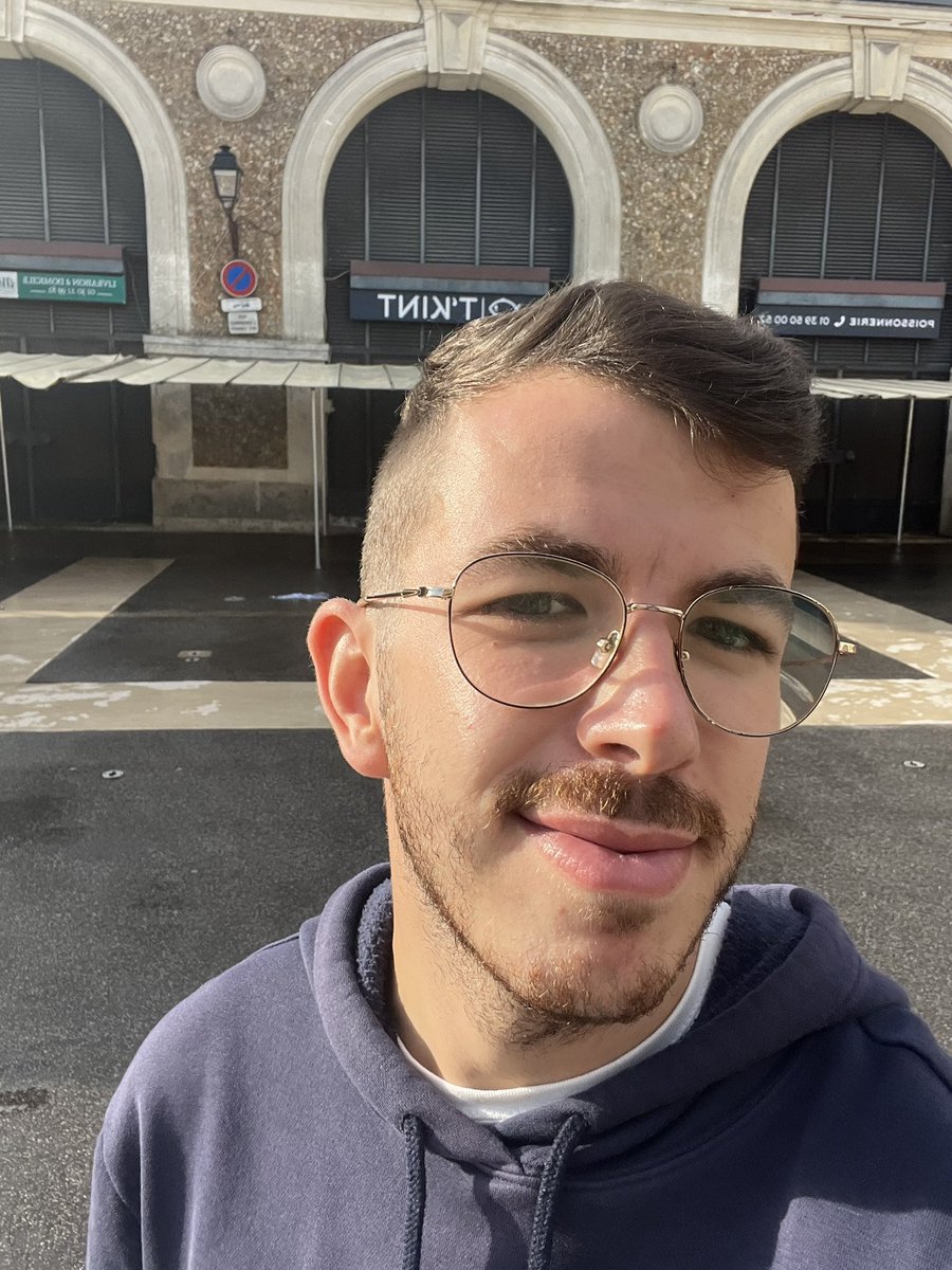 albertomariae_'s tweet photo. Un poquito de Alberto feliz en Paris🩷 https://t.co/133xjBPEFk