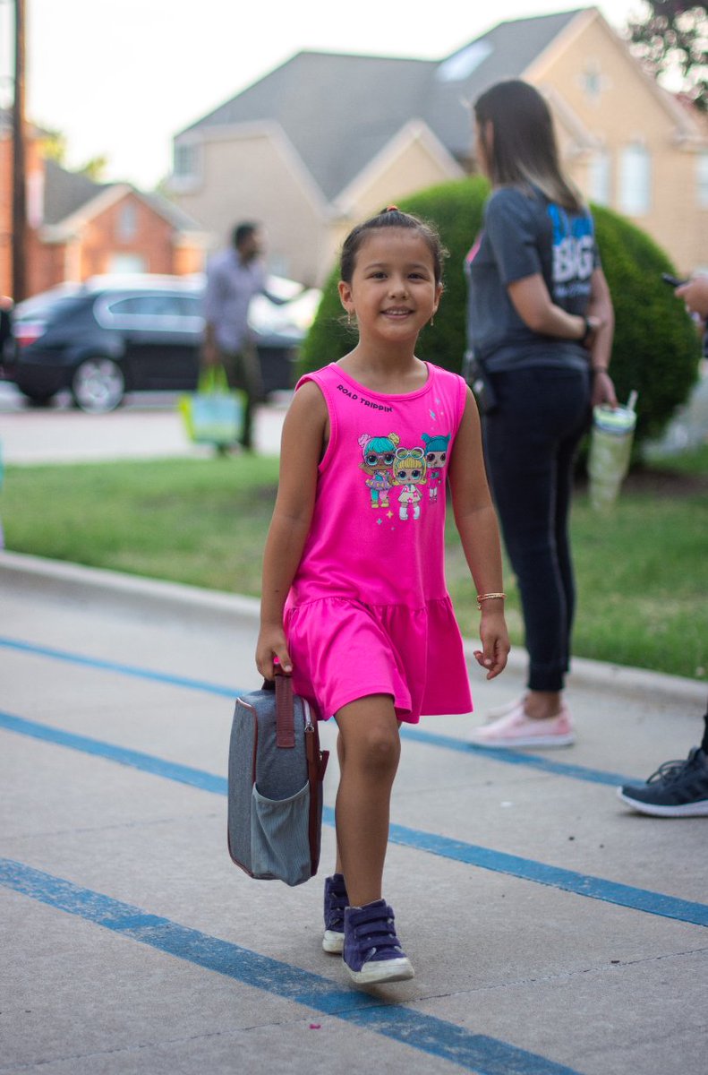 IndianCreekES's tweet image. We had a blast welcoming back our Falcons this morning. Let&apos;s make it a great year! #OneLISD #LISDb2s23 

📸: bit.ly/3OslLH4