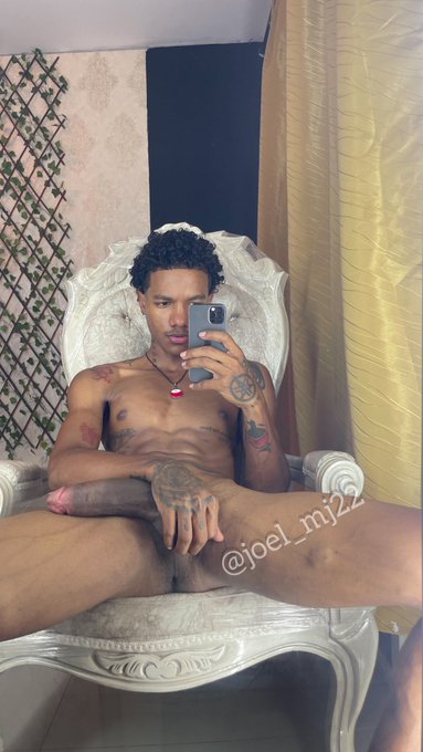 Click 🥹👉🏽 https://t.co/dWNoGSDZbv https://t.co/PAFOWXhJgy