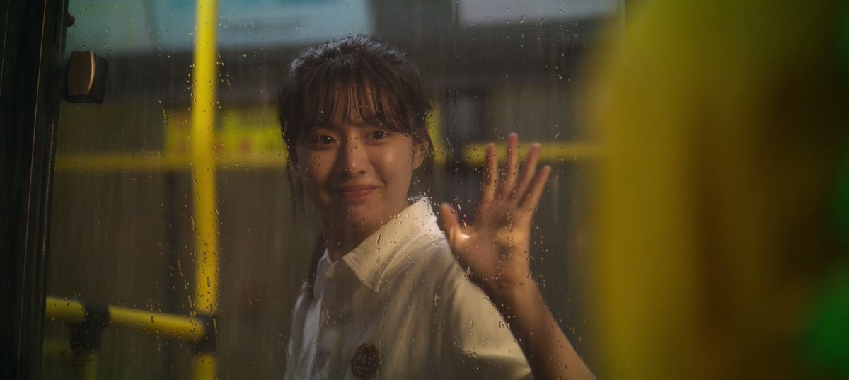 kdramamiss's tweet photo. are you a loner .. me too 🥰 these two baby chicks are so precious #Moving #MovingEp4 https://t.co/o1HHFMqHfi