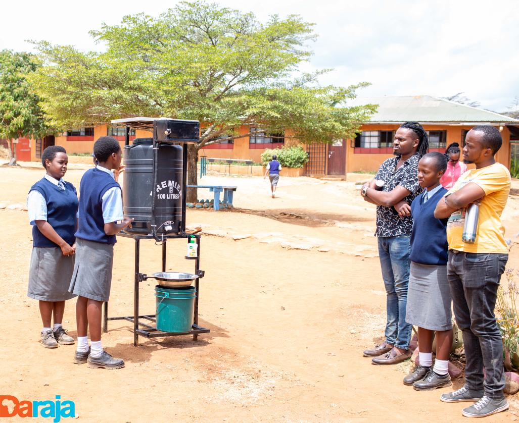darajaacademy's tweet image. We hosted the Summit&apos;s youth Secretariat team (African Youth Climate Assembly) at Daraja to inspect our project that will be #pitched during the Africa #Climate Week 2023. 
During the @AYCAssembly2023 &amp;amp; @AfClimateSummit, Daraja will showcase the Automatic Handwashing Machine.
