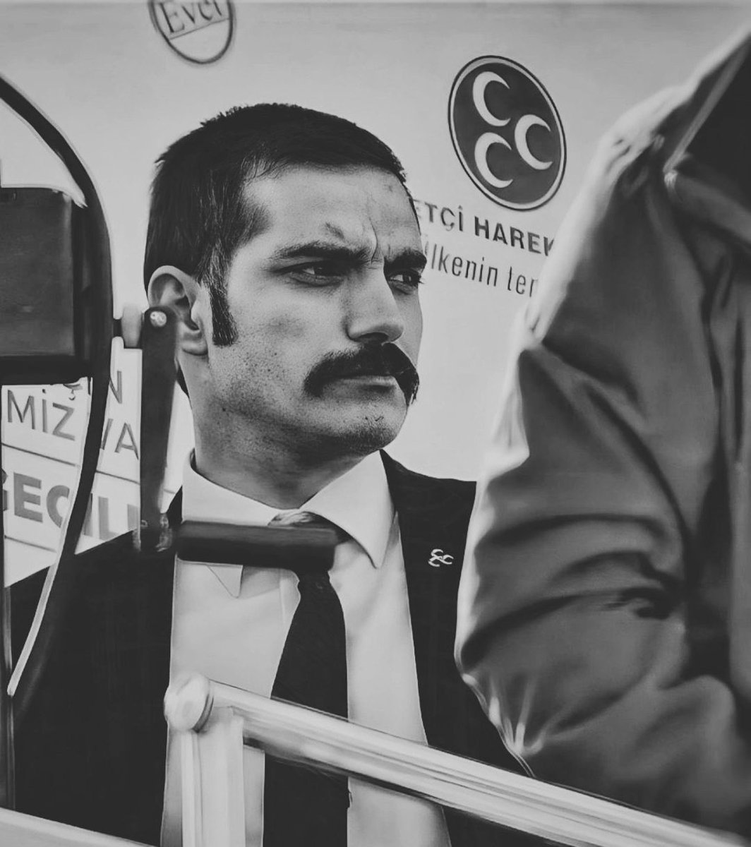 Ülkücü Şehit Sinan Ateş sizin yok saymanızla silinecek biri değil, istediğiniz kadar yok sayın biz Sinan olup Ateş saçarız.#SinanATESicinAdalet #ZaferPartisi <a href="/zaferpartisi/">Zafer Partisi</a>