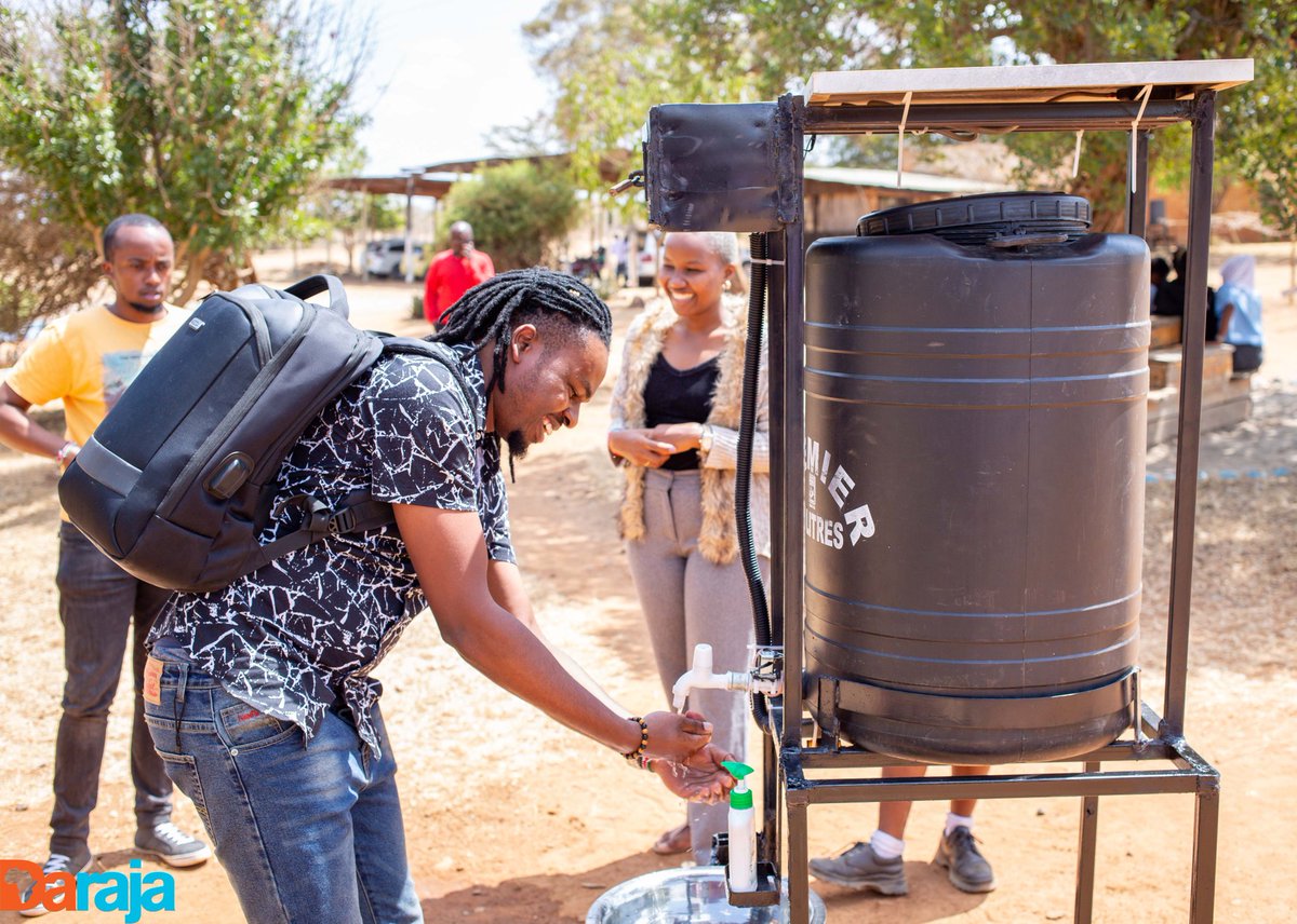 darajaacademy's tweet image. We hosted the Summit&apos;s youth Secretariat team (African Youth Climate Assembly) at Daraja to inspect our project that will be #pitched during the Africa #Climate Week 2023. 
During the @AYCAssembly2023 &amp;amp; @AfClimateSummit, Daraja will showcase the Automatic Handwashing Machine.