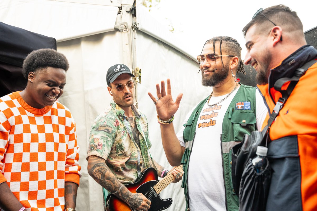 KStatvs's tweet photo. Osheaga 2023 w/ the team https://t.co/mnxYz3evG8