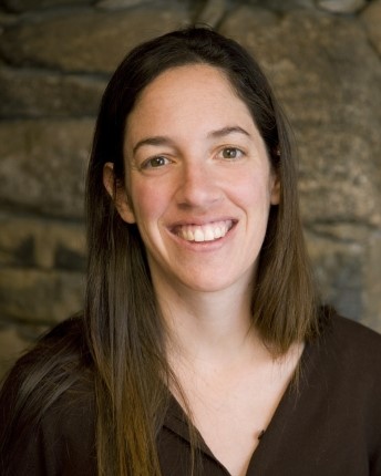 Great Center news! Our co-director, Dr. Julie Zimmerman, has just been named the Inaugural Vice Provost for #PlanetarySolutions at @Yale. We are looking forward to see her excel in that role, too! #Sustainability #Greenchemistry 👉provost.yale.edu/news/announcem… 👈 @YaleEnvironment