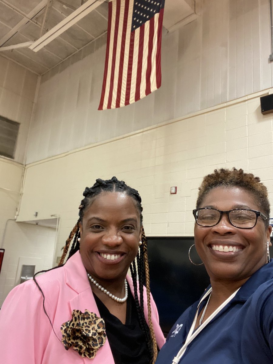 Southeast Cougars Roaring into the new year.  May you have an awesome year.#weareEBR