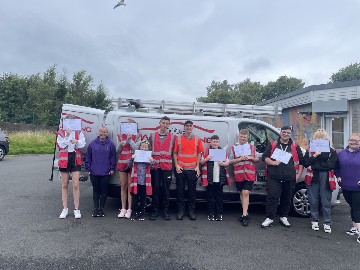 Our young people have been truly hard at work earning their car valeting certificate over the summer. Massive THANK YOU to <a href="/carvaletglasgow/">Car Valeting Academy</a>  for taking the time out of their busy schedule to train our young people. Highly recommend these guys 🙌 <a href="/YouthScotland/">Youth Scotland</a> <a href="/WDCouncil/">West Dunbartonshire Council</a> <a href="/ysortit/">Y sort it</a>
