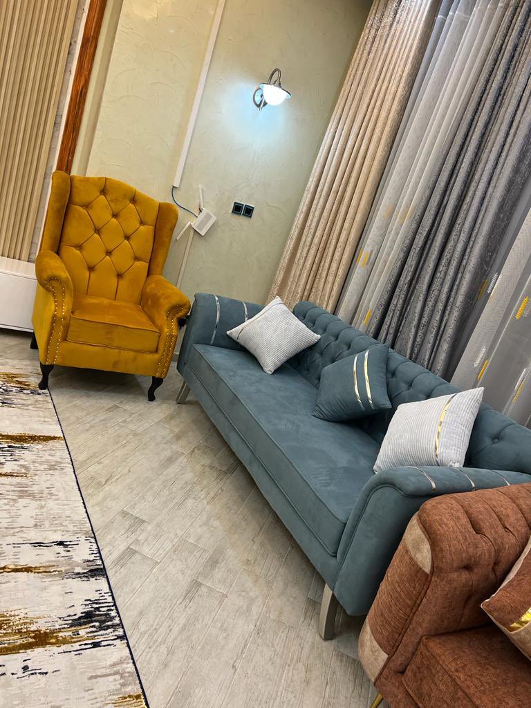 ZolaInterior's tweet photo. Life lately in 1 💫 What’s draws inspiration to your space……..

Inquiries on spaces , Mordern living , Aesthetic and Afro urban living 🌿 call +256700829089 https://t.co/6gOBnsfHP4
