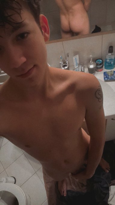 Watch Liam Holland ⭐ pride amsterdam? dm for collab's leaked NSFW photo on TwXstars