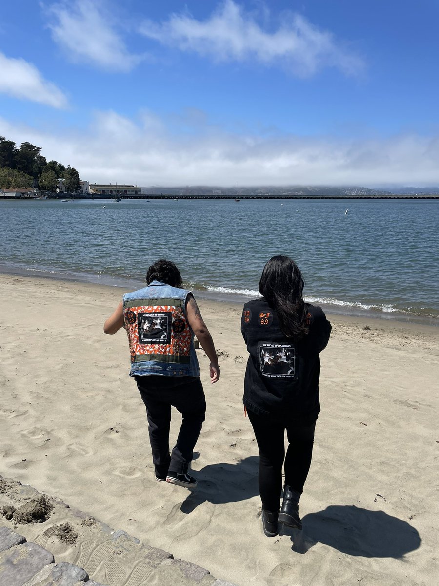 chemical_mutt's tweet photo. So ready for Round 2 of @lsdunes in SF tonight!!
Me and my bestie @LyCroixx worked hard on these jackets. It’s been a lot of trial and error but I’m super proud of them🧡🦂
#lsdunesSF https://t.co/hdpfmoio6F