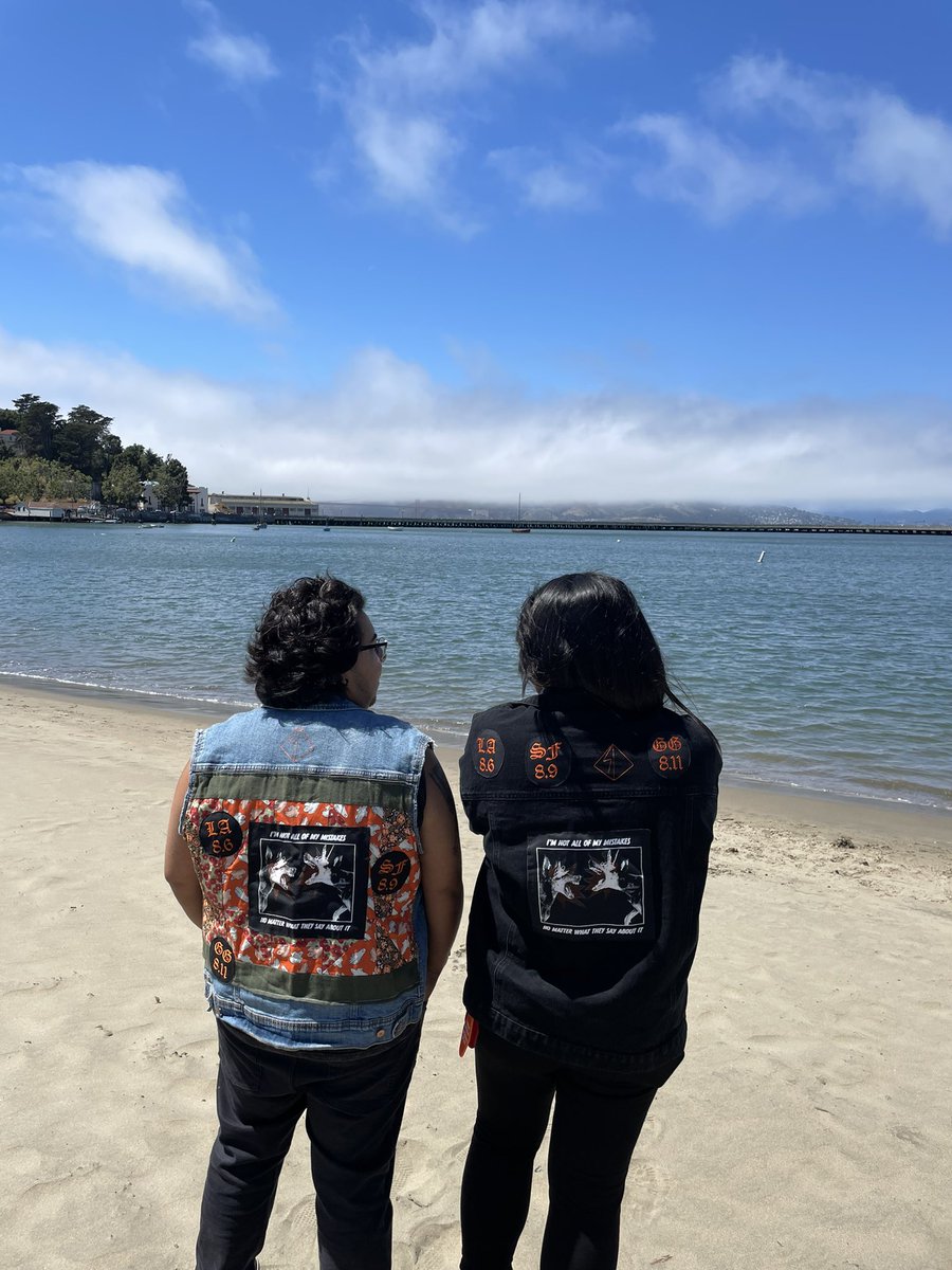 chemical_mutt's tweet photo. So ready for Round 2 of @lsdunes in SF tonight!!
Me and my bestie @LyCroixx worked hard on these jackets. It’s been a lot of trial and error but I’m super proud of them🧡🦂
#lsdunesSF https://t.co/hdpfmoio6F