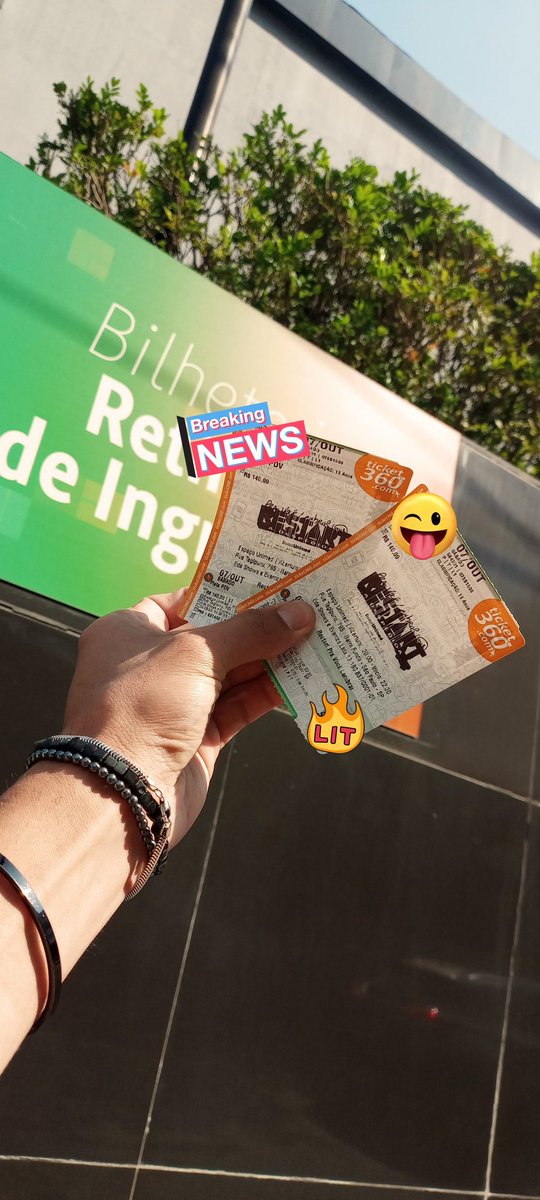 Preciso contar isso kkkkk Estava indo pra Ubatuba fazer um trabalhoa mudei o caminho do nada pra ir atrás do ingresso! que loucura!!! Mas valeu a pena, isso vai ser surreal!! @thomasrestart <a href="/eupelu/">Pe Lu, eu mesmo</a> <a href="/pelanza/">Pe Lanza</a> <a href="/kobarestart/">Koba</a>