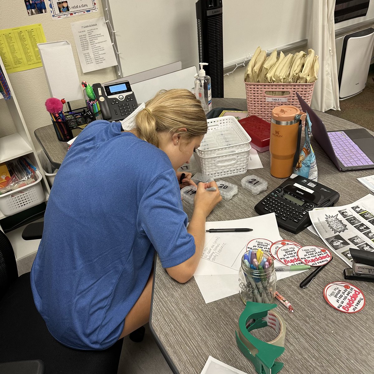 VBGrapevine's tweet photo. SPOTTED! @VBGrapevine volunteering on campus @HESRegalEagle Another #mustangsassist moment! Thanks so much for allowing us to giveback to @GCISD and help kick 2023 Off! #ALIGN23 ❤️🐴🏐 https://t.co/HHwYUpf8FQ