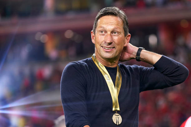 Segundo troféu para Roger Schmidt no Benfica 🏆

Ás águias não venciam troféus desde agosto de 2019, antes da chegada do treinador alemão.