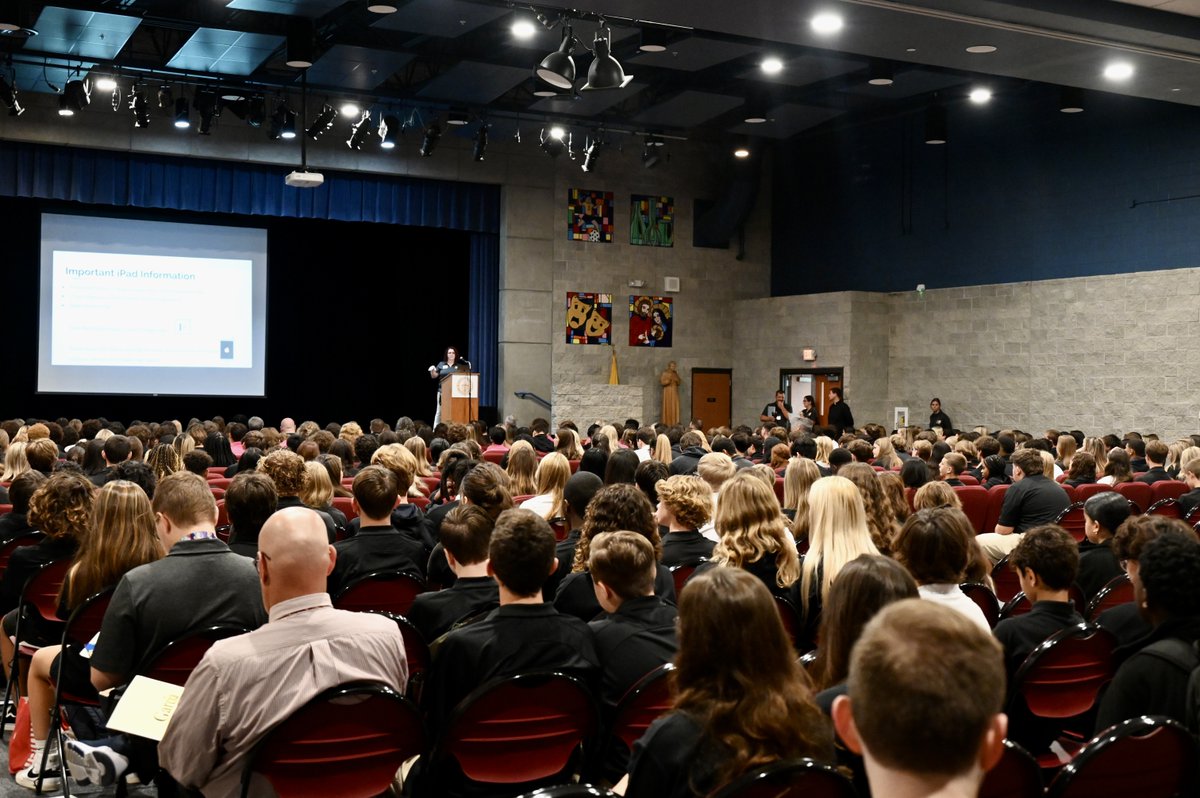 SPCHSBarons's tweet photo. Today marked the official start of St. Petersburg Catholic High School's 50th year as a co-educational school. A sense of togetherness was evident throughout the school day, beginning with Convocation and concluding with Daily Mass. 

#FortesInUnitate #50YearsSPC #SPCHS https://t.co/lMyzKHIXKj