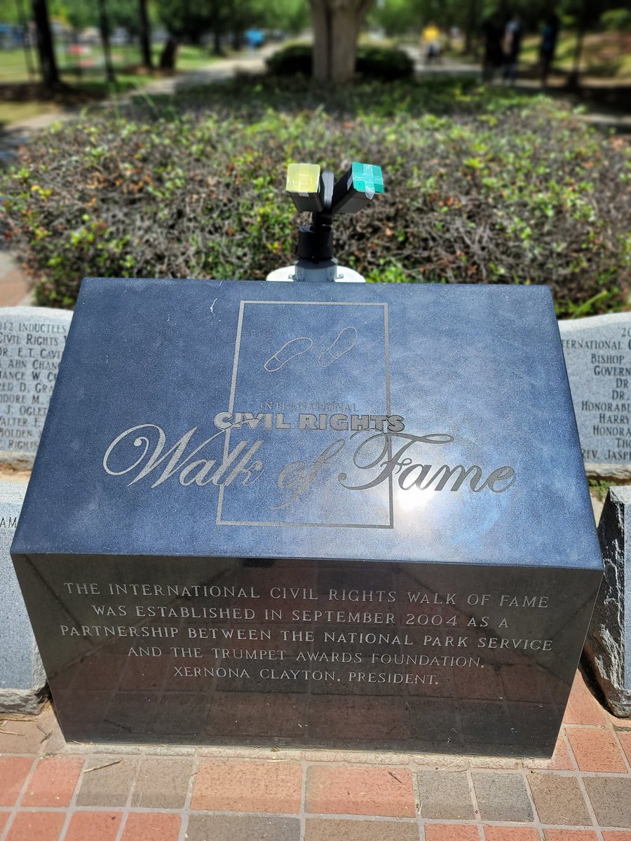 I saw this visiting Martin Luther King Museum in Atlanta. This is what America is all about. 

Ek hum hai, Manipur se le kar train murder tak. Kaha jaa rahe hai hum. Kya Azaad Bharat ke shahido ne yeh socha tha.