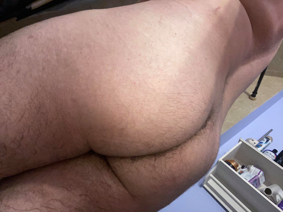 Thethornedking1's tweet photo. Happy Wagon Wednesday my darlings! 

Tell me, what would you do with my adorable ass?  I'm curious hehe 😜💙 https://t.co/PRKxpGq6HY