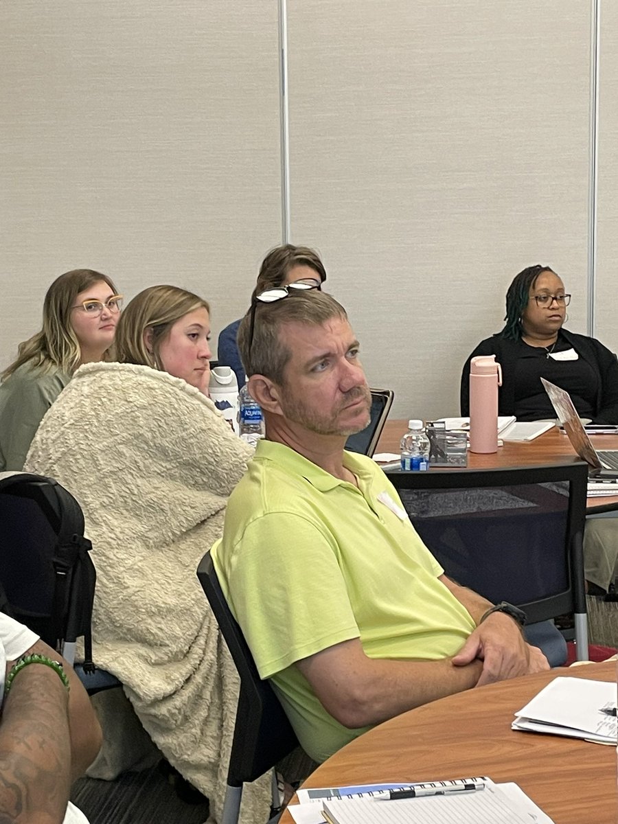neboone's tweet photo. Today was the start of orientation for our new teachers. Thank to those who presented today. Jennette Horton, Sherri Homan from CCS and Rhonda Holmes from DPI. https://t.co/2JBBE2LooX