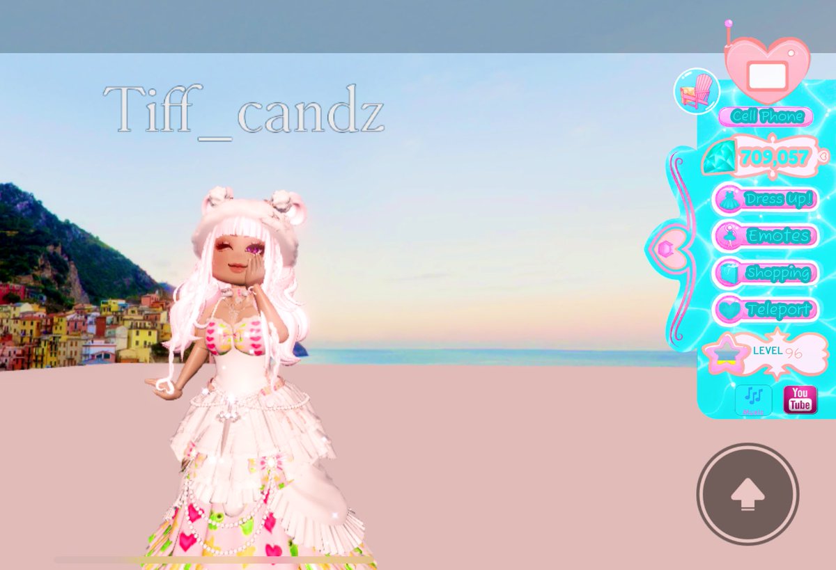 300k #rhd gw! 💎 
Follow me + <a href="/Smash2Gamer/">Val 🐈‍⬛🐦‍⬛| mr beast stan</a> w 🔔 
Like and retweet 
Stay active 

#royalehigh #roblox #robux #rhd #royalehighcampus3