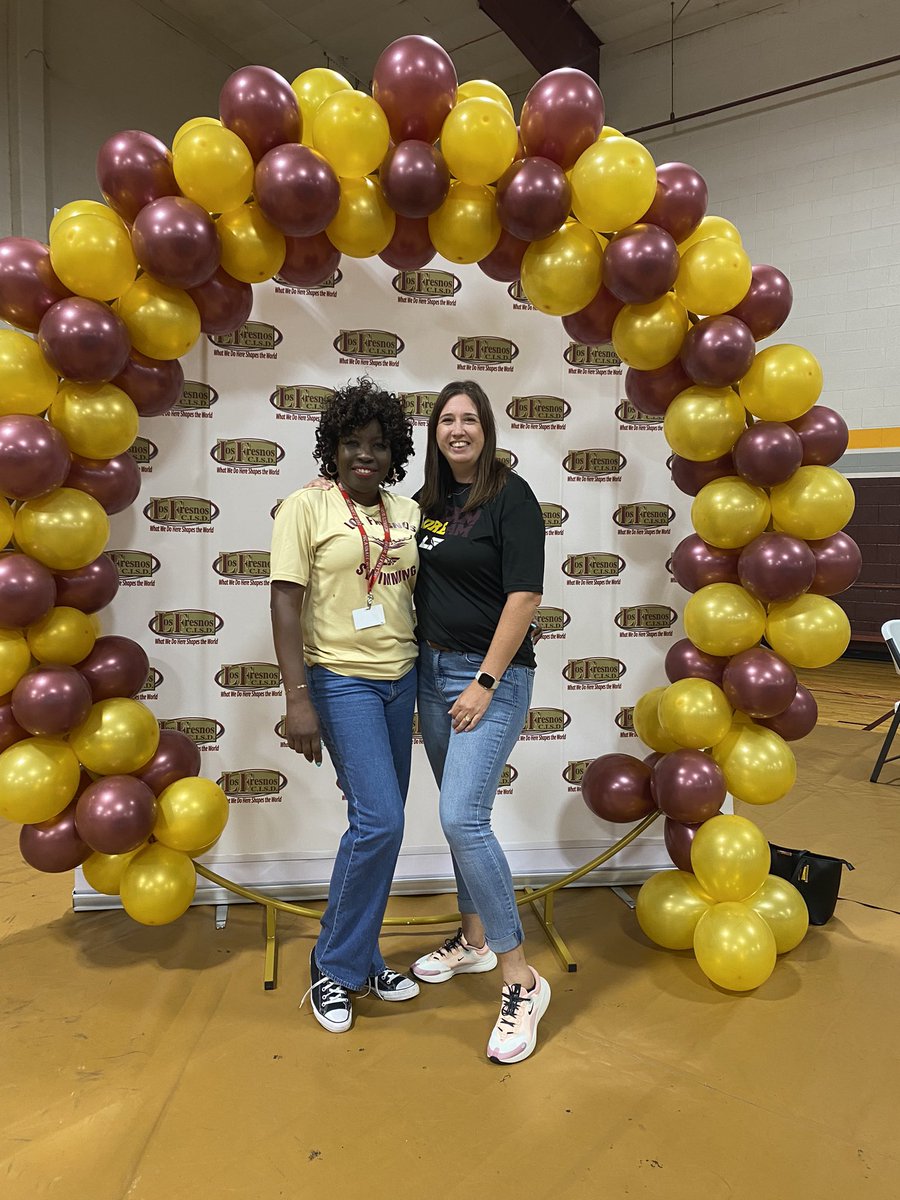 “Coworker friendship is more precious than gold and silver. You will always enjoy every day at work.” #friendsfirst #coworkers #DRElevelup @BeverlyAshford5