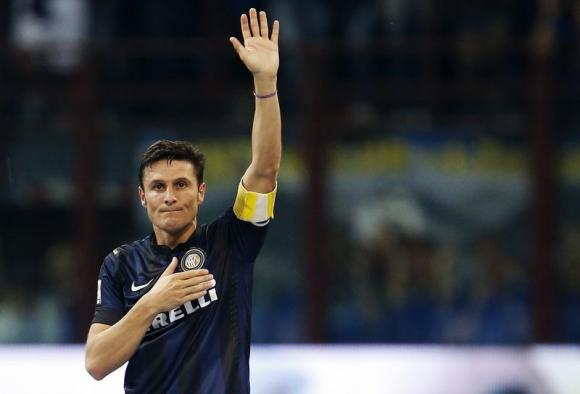 molenerazzurra's tweet photo. @javierzanetti Capitano, mio Capitano...Auguri per i Tuoi 50!

#JavierZanetti #MoleNerazzurra
#Pupi #Inter https://t.co/jCweezekmg