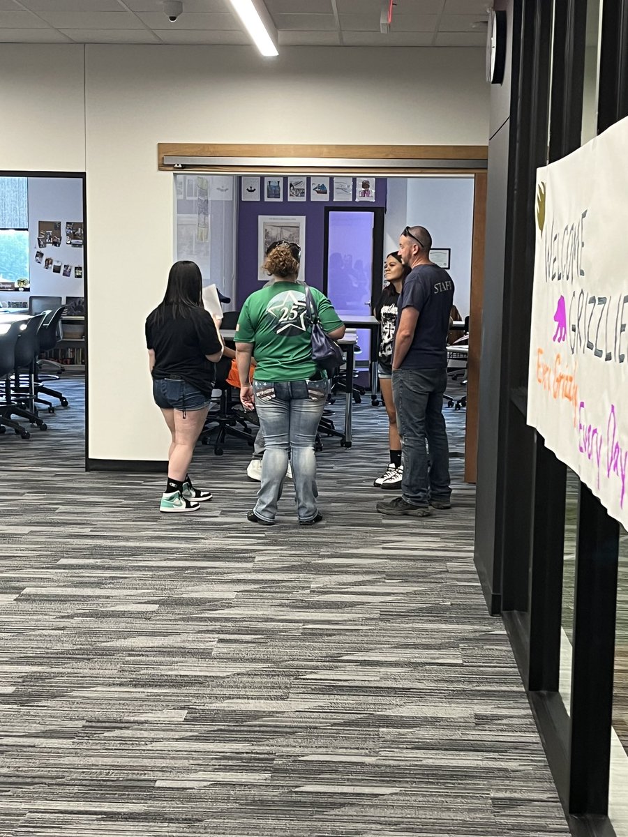 Wow!  What a back to school night!  It was great to see all the returning bears and our new members of the sleuth. #TMSsleuth #TurnerFamily