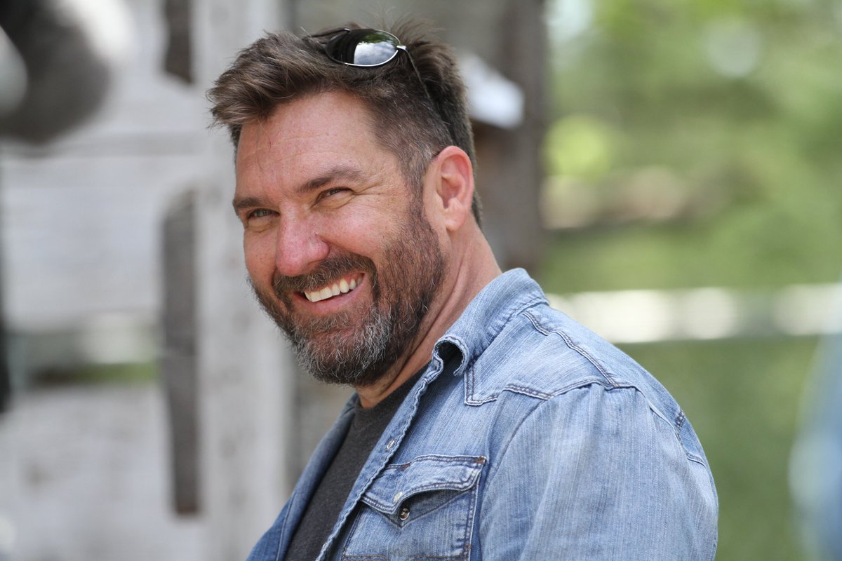 Ever wonder what Mark and the guys are up to when they aren’t on location at a takedown or build? 🤔💭 

Get an inside look on an ALL-NEW episode TOMORROW NIGHT (Thursday) at 9p/8c on @MagnoliaNetwork! 👀🪵🤫 

#BarnwoodBuilders #MagnoliaNetwork