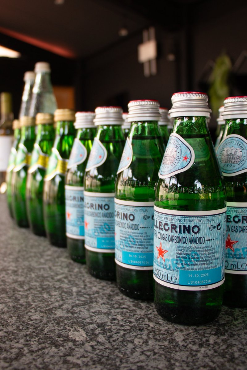BOOKAgencyMX's tweet photo. Cata de agua con Perrier • ( @perriermx ) & San Pellegrino • ( @sanpellegrino_mx )
.
.
.
#ForASparklingLife #SparklingLife #BOOKAgencyMx #BOOKPR #Brands #InfluencerMarketing #TalentMarketing #CommunicationsStrategy #BookingServices https://t.co/JkroCtRBUy