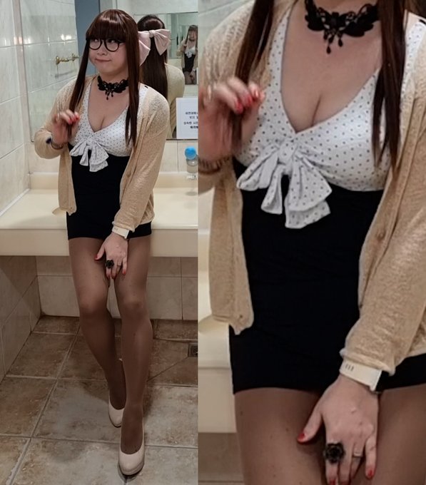 홀몬약 먹고 이렇게 되버렸어요.. 여름에는 얇은티 못입어요..ㅜㅜ  이제 나도 몰라..어떻게 되겠지.. 그냥 운동이나 열심히 해서 다이어트나 할래..  아~큰일났다.... https://t