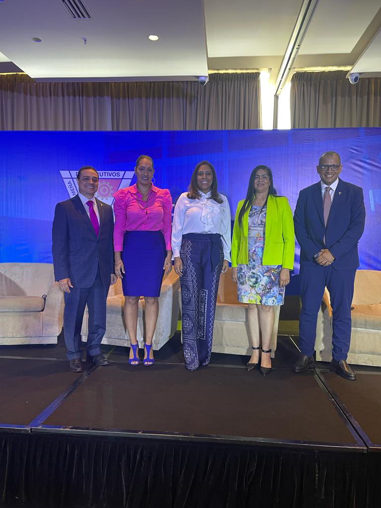 Colón Puerto Libre tweet media