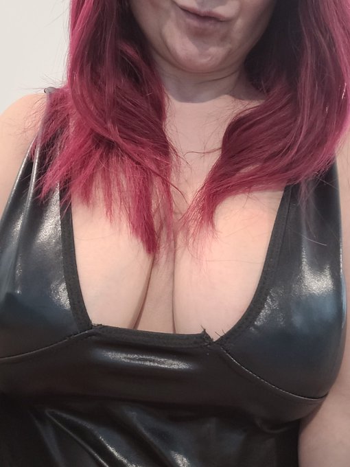 Want a custom video that's super hot and heavy? 😉 Follow me in OF! https://t.co/jNpzZ89m0o I will make<a href="/tag/sexygirl"class="tags"><span>#sexygirl</span></a><a href="/tag/customvideo"class="tags"><span>#customvideo</span></a><a href="/tag/customporn"class="tags"><span>#customporn</span></a><a href="/tag/hotvideos"class="tags"><span>#hotvideos</span></a>