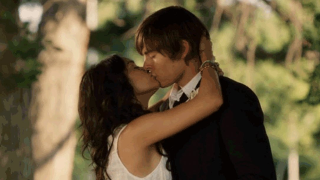 PopBase's tweet image. High School Musical’s Troy and Gabriella are revealed to be in ‘couples therapy’ during the final season of ‘HSMTMTS.’