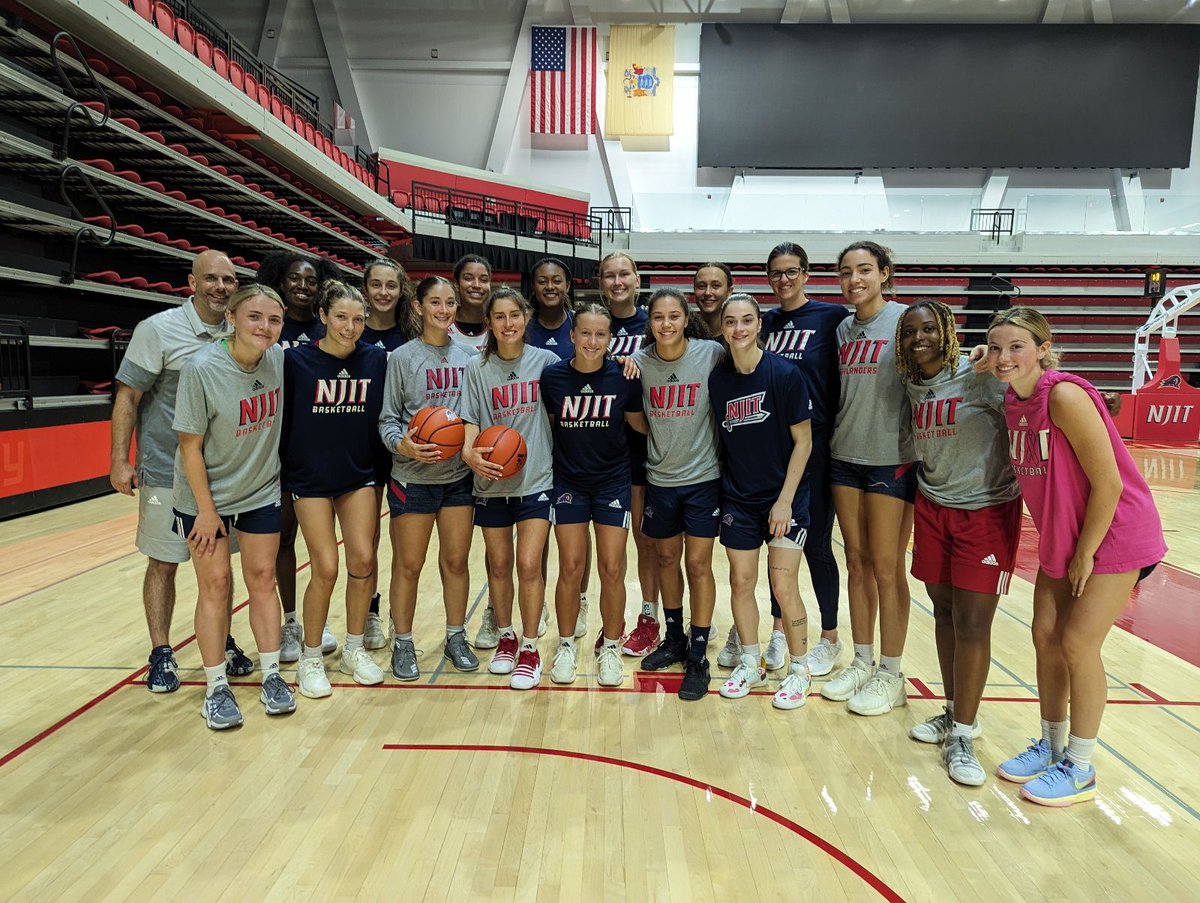 NJITWBB's tweet photo. It was great having Ellyn Stoll '22 and Kendle Dalrymple '23 stop by during summer workouts ‼️ 

#RollTech ⚔️ https://t.co/ycGaj6aBpG