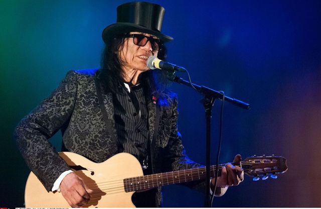 shelrochaleal's tweet photo. RIP Rodriguez who passed away yesterday aged 81. I remember meeting the legend in the early 2000s and being struck by his genius #RIPRodriguez https://t.co/yzvz6bPiyG