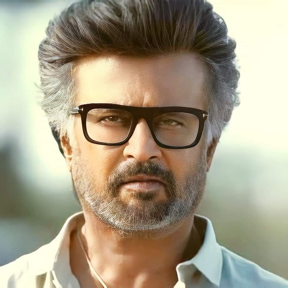 LINGAKUMAR1710's tweet photo. இன்னும் சில மணி நேரம்தான்...
ரஜினி, சூப்பர்ஸ்டார் இல்ல, அவர் உலக சூப்பர்ஸ்டார் என ஒட்டுமொத்த உலகமே சொல்லும்...!!!
#Jailer
#WorldSuperStar https://t.co/tT6C2zWExN