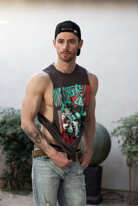 Hi I&rsquo;m a huge anime nerd. Hope that&rsquo;s okay. 🥹 https://t.co/fMxlvWtJYh