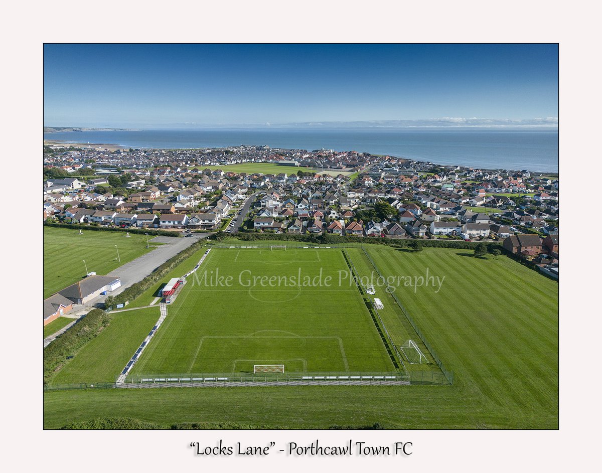 ActionTog4ever's tweet photo. Today's ground photos- 'Locks Lane' - @PorthcawlTownFC  #PTAFC #UppaTown @SWAllianceLge https://t.co/JgkZ5mqoCU