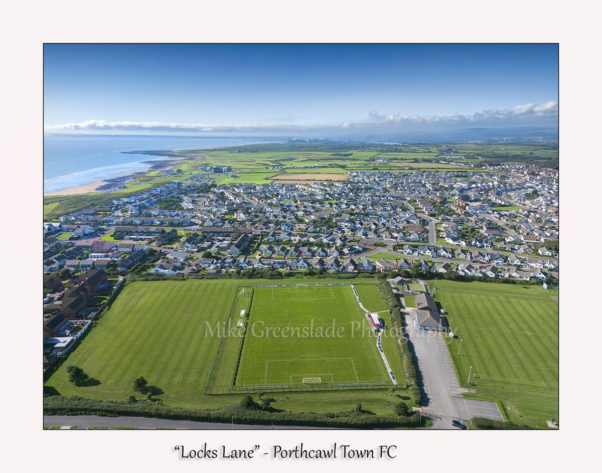 ActionTog4ever's tweet photo. Today's ground photos- 'Locks Lane' - @PorthcawlTownFC  #PTAFC #UppaTown @SWAllianceLge https://t.co/JgkZ5mqoCU