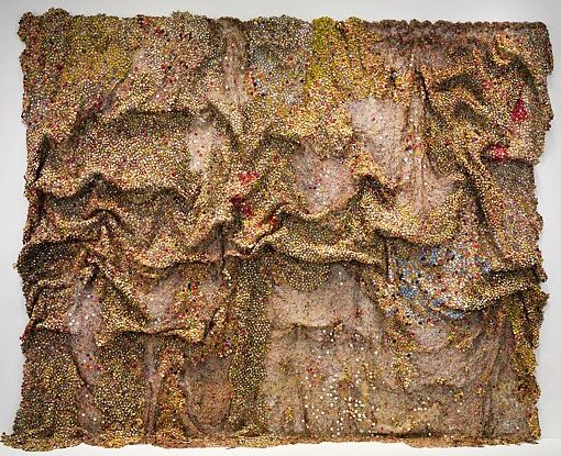 taehyung (love me again mv) / el anatsui, dusasa II, 2007 @BTS_twt #LoveMeAgain #V_Layover