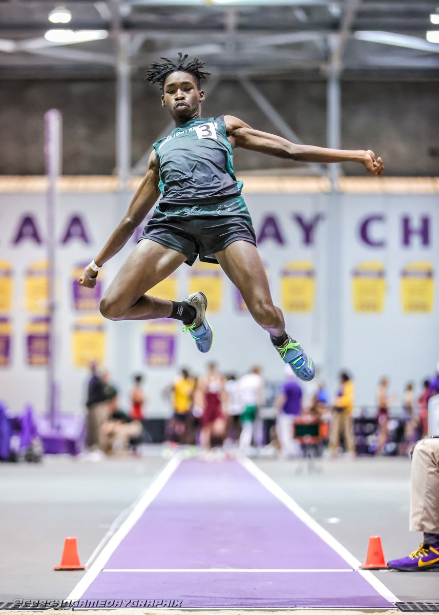 LHSAAsports's tweet photo. Best of luck to student-athletes and coaches as they begin the 2023-2024 Indoor Track Season! 🏆🥇

📸 @GeauxPrepsLA https://t.co/wwbx4ERqOr