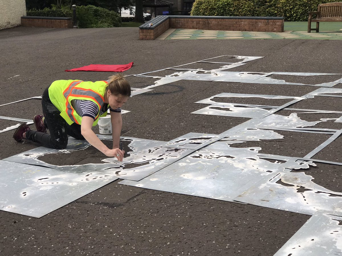 Dollar_Geog's tweet photo. A fabulous @RoyalScotGeoSoc #playgroundmap installed @Dollar_Academy over the summer 🗺
Expect to see it incorporated into a #geographyteacher lesson soon 👍 https://t.co/mAPgp6Nnop