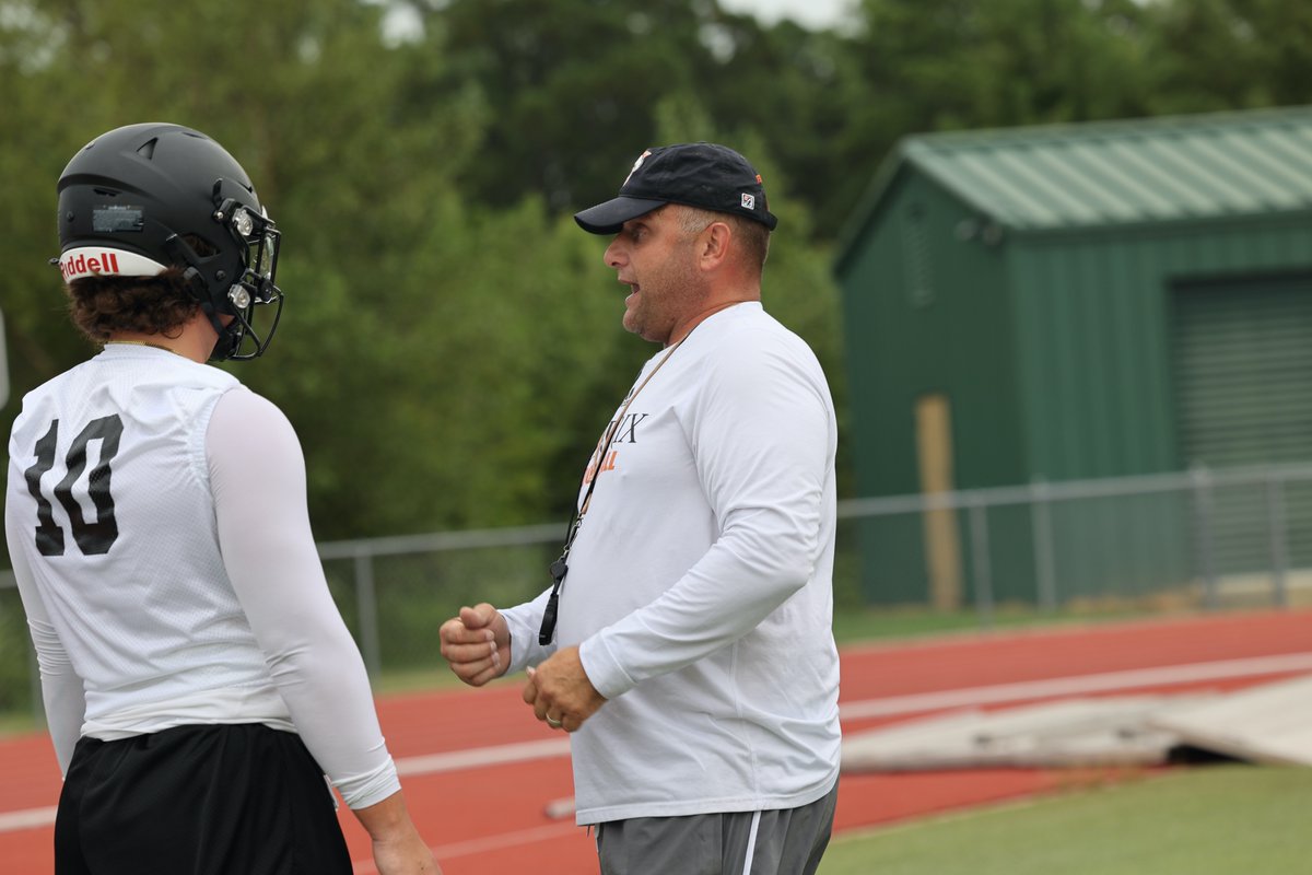HendrixFootball's tweet photo. Day 1 📸

#WeAreWarriors | #DBE https://t.co/YdIBgKNdX7