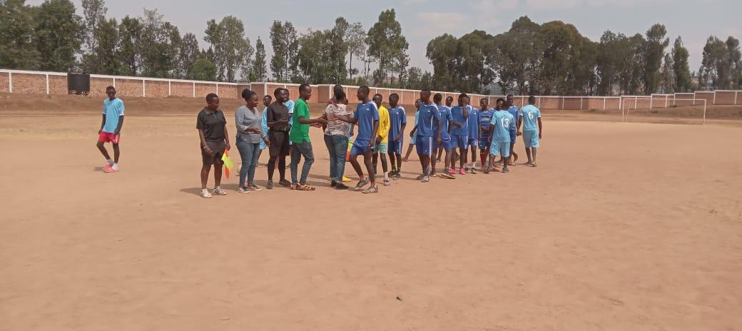To day on 09 August 2023, <a href="/Nyamagabe/">Nyamagabe District</a>  district , <a href="/Gasakasector/">Gasaka Sector</a> .#Tunyweless  compain is on going .  youth are advised not to take drug abuse . 
This compain is being done through football game . <a href="/jnabdallah/">UTUMATWISHIMA</a> @MiniYouthRwanda <a href="/AKayitesiAlice/">Kayitesi Alice</a> <a href="/RwandaLocalGov/">Ministry of Local Government | Rwanda</a> <a href="/RwandaYouth/">Rwanda Youth Council</a>