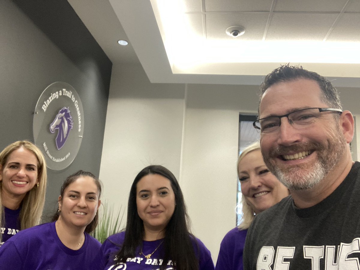 I’m honored to have been able to drop off lunch for the Office Staff, Principals, and AP’s <a href="/Central_ES/">Central Elementary</a> and <a href="/MillStreetES/">Mill Street Elementary</a>….they are off to a great start on the first day off school…what an appreciative bunch!  #ONELISD