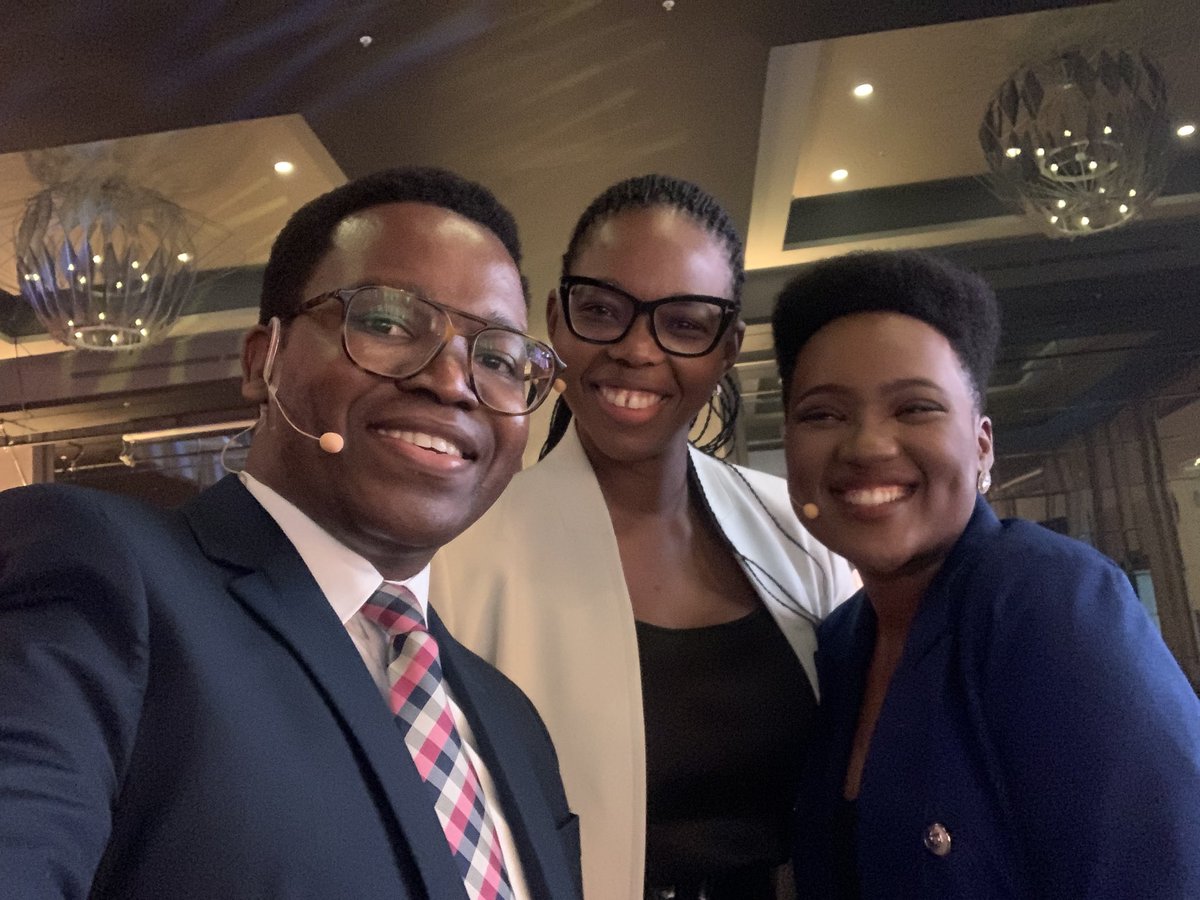PhumlaniMMajozi's tweet image. At the #AEI2023 conference in Sun City last month, Gloria Tapon Njamo CA(SA) in the middle, and I, met Tumelo Mothotoane the news presenter at eNCA. Tumelo facilitated our panel discussion. She’s a great news presenter.

WEB: phumlanimajozi.com