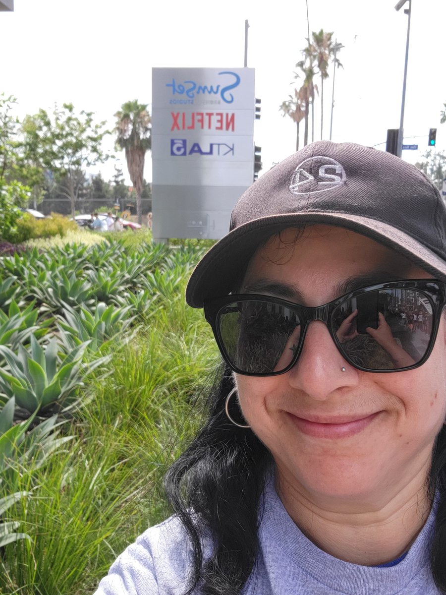 New shirt. Who dis? Netflix was lit today for 100 days on strike. Thx to PETA who came out to give us vegan ice cream and popsicles. We're here as long as it takes. #Day100 #WGAstrong #HotStrikeSummer