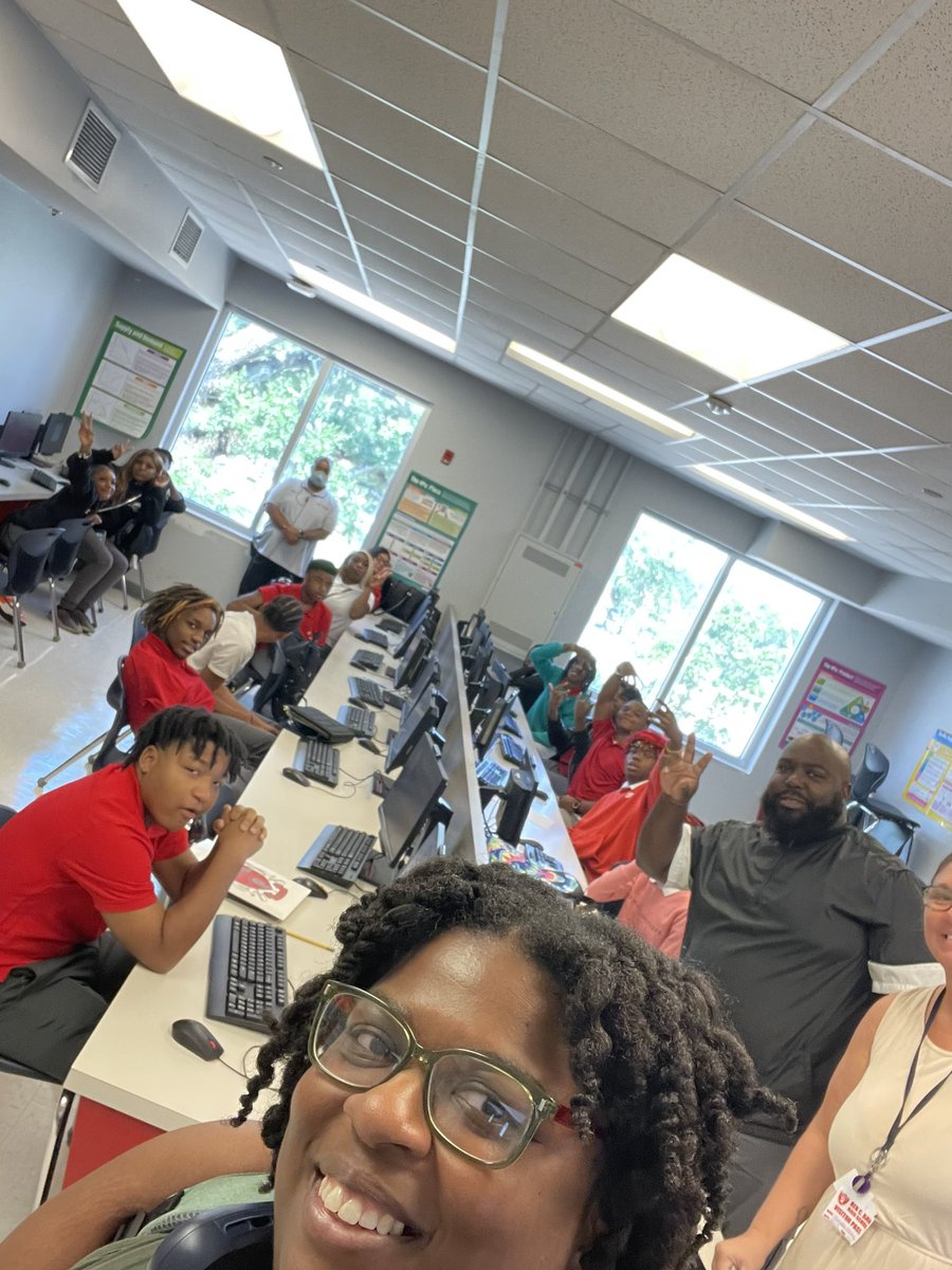 mrs_bwinston's tweet image. Today, @mmosley02 &amp;amp; I set up @LanSchool on the devices in Coach Goode’s computer lab.  We also met some great Raider students along the way! @RaidersRain @MCPSSInstTech #AimForExcellence #LearningLeading